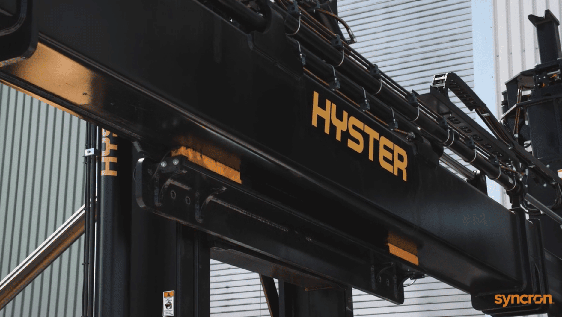 Hyster logo on equipment